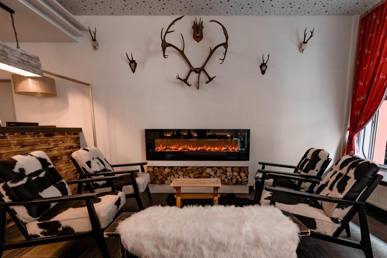 Hostal Jaeger's *